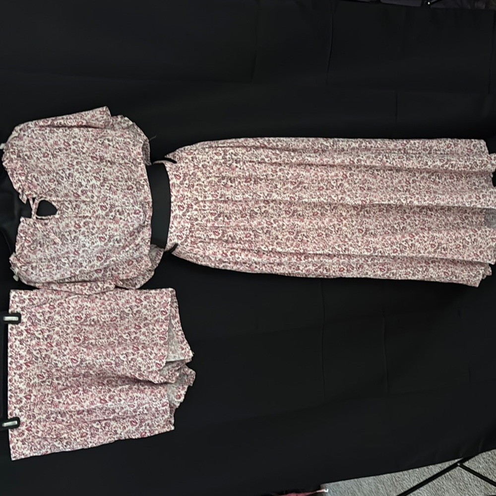Torrid Pink and White 2 piece Skirt Set for all occasions - Picture 6 of 15